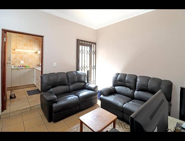 4 BEDROOM HOUSE FOR SALE IN AMBERFIELD MANOR